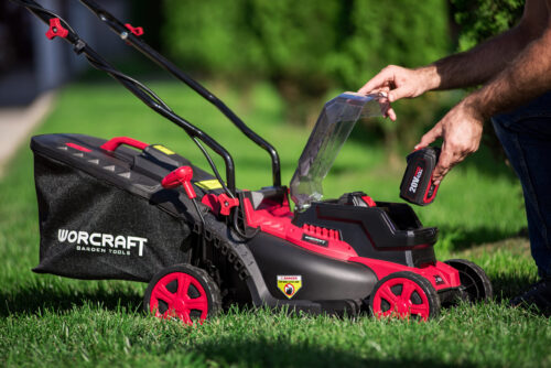 รถเข็นตัดหญ้าไร้สาย CLM-S40LiBL รถเข็นตัดหญ้าไร้สาย CLM-S40LiBL