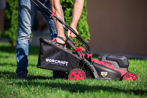 รถเข็นตัดหญ้าไร้สาย CLM-S40LiBL รถเข็นตัดหญ้าไร้สาย CLM-S40LiBL